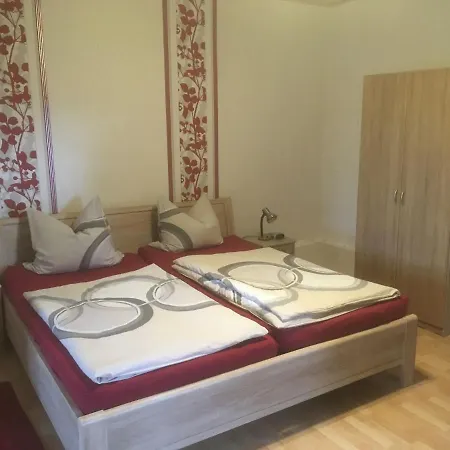 Cosy Flat On A Family Friendly Farm In Northern Hesse *