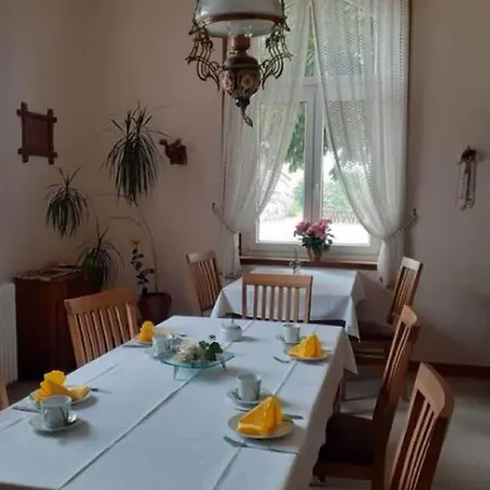 Cosy Flat On A Family Friendly Farm In Northern Hesse * Trendelburg