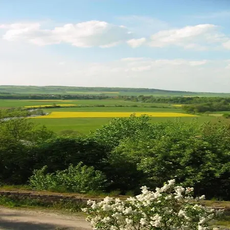 Cosy Flat On A Family Friendly Farm In Northern Hesse 度假居 *