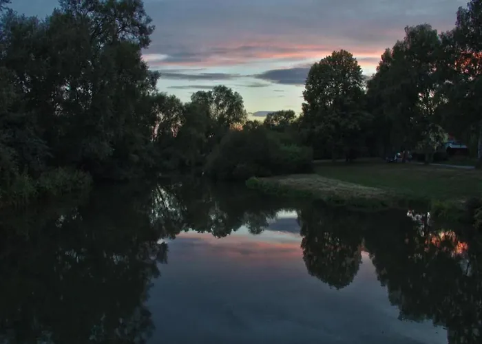 Cosy Flat On A Family Friendly Farm In Northern Hesse Nyaraló